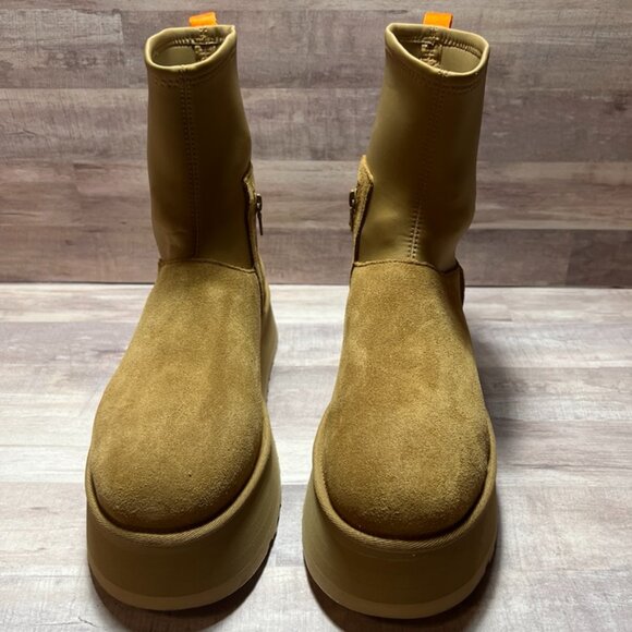 Ugg Women's Chestnut Classic Dipper Platform Boots  Size: 9 - Picture 2 of 12